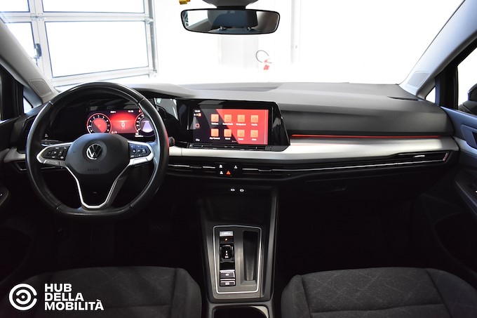VOLKSWAGEN Golf 1.0 eTSI EVO DSG Life
